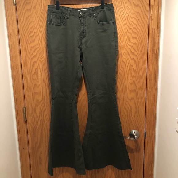 Listicle SUPER FLARE size Medium (24-26) pants. - Picture 1 of 11